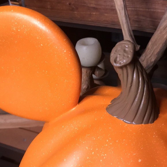 Pottery Barn Kids Magically Enchanting Disney Mickey Mouse Pumpkin Luminary - Picture 15 of 17